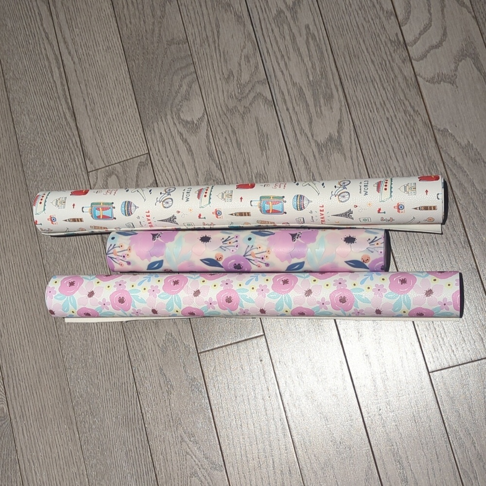 Floral & Travel Themed Wall Paper UnCut